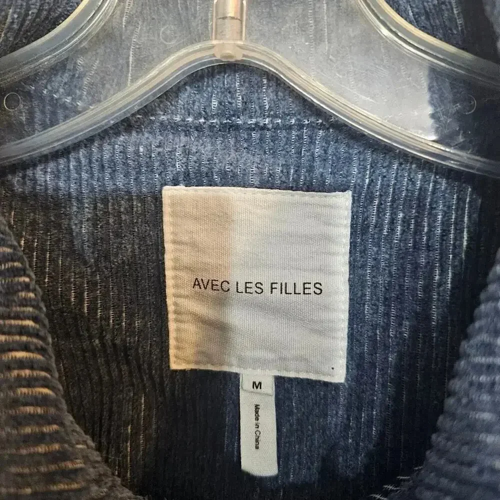 Avec Les Fille Corduroy Shacket Size Medium Blue NWT‎